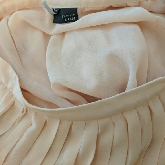 UO Sparkle & Fade Pleated Chiffon Maxi Skirt - Picture 3 of 4